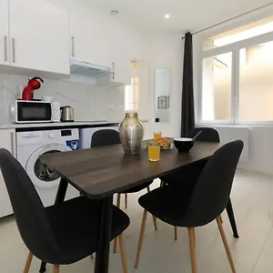 Appartement Cosy Et Bien Situe 20 - 2p, Paris